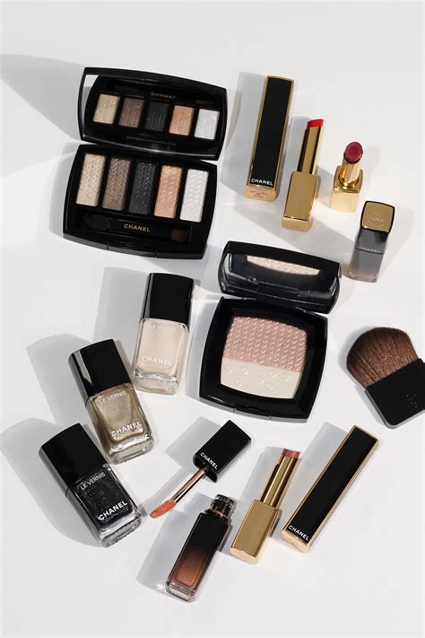 chanel holiday 2016 makeup collection|chanel holiday gift guide.